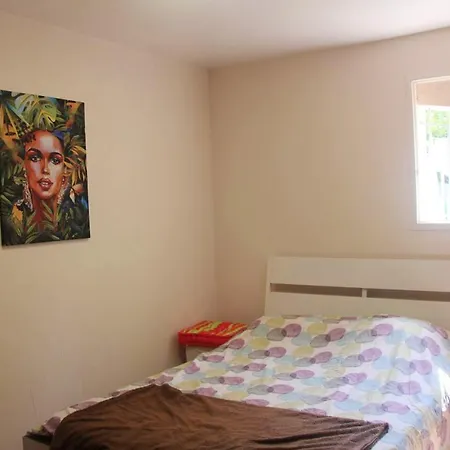 De 8 Avec Piscine Partagee Jardin Clos Et Wifi A Raphael Saint-Raphaël
